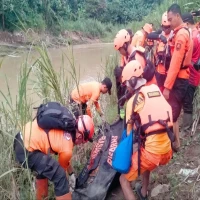 Hilang Dari Sabtu, Petani Ditemukan Sudah Tak Bernyawa di Sungai Ciparang