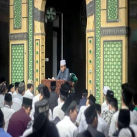 Selama Ramadan, Santri Ponpes At Tawazun Subang Khataman hingga Santunan