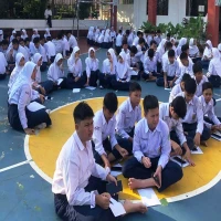 SMP-IT Al Majid Subang Lakukan Pembiasaan Literasi RABA