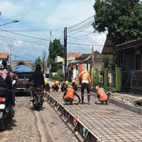 Warga Sambut Baik Perbaikan Jalan Dangdeur-Gambarsari, Mudahkan Aktifitas Warga di Subang