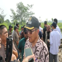 Ada Sertipikat dan IMB di Sempadan Irigasi Dawuan Subang, Camat: Itu Bukan Zaman Saya