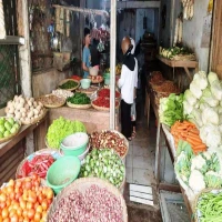 Selama Libur Waisak, Harga Pangan Fluktuatif di Subang, Daging Melonjak Cabai Kompak Turun