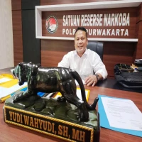 Dua Pengedar Tembakau Sintetis Ditangkap Satresnarkoba Polres Purwakarta, Gunakan Modus Media Sosial