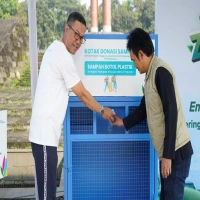 Peringati Hari Lingkungan Hidup, PLN Dorong Kesadaran Kolektif Masyarakat dengan Gelar Aksi Bersih dan Salurkan Drop Box
