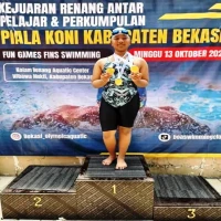 Langganan Juara Renang, Yasmin Harumkan Purwakarta dan SDN 3 Nagri Kaler