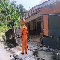 Presiden Perintahkan Percepat Penanganan Pergerakan Tanah di Desa Pasirmunjul Sukatani Purwakarta