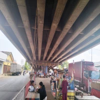 Kolong Flyover Pamanukan Subang Kumuh, Perlu Ditata untuk Fasilitas Publik