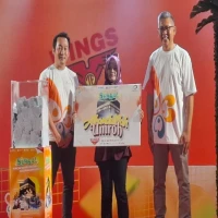 Tiga Tahun Berdiri, Amanda Supermarket Berikan Hadiah Umroh kepada Pelanggan