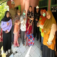 Subang Ngabret Nyah Ka Indung, Dinkes Subang Bantu Lansia di Pagaden