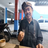 Beni Rudiono, Dari Suka Membaca jadi Gila Sejarah