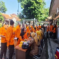 Pastikan Kondisi Fisik dan Mental Sehat, Personel BPBD Purwakarta Jalani Pemeriksaan Kesehatan