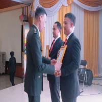 Ungkap Kasus Narkoba 5 Kg dan Kasus Terbanyak, Dua Anggota Satnarkoba Polres Subang Diganjar Penghargaan