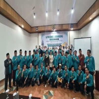 Keren! Rizma Tour Berikan Hadiah Umroh bagi Agen Berprestasi