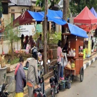 Mie Ayam di Taman Soklat jadi Pilihan Warga Subang