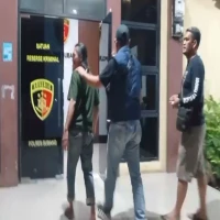 Polisi Amankan Oknum Aktivis yang Diduga Lakukan Pungli pada Pedagang Nanas Penerima Kompensasi di Subang