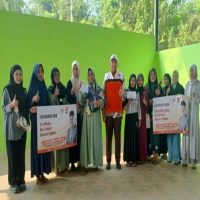Anggota DPR RI Haji Jalal Perkuat Ekonomi Kerakyatan, Bantu Permodalan 38 UMKM di Purwakarta