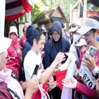 Sambut HUT RI ke-80, Pemkab Purwakarta Bagikan Ribuan Bendera Merah Putih, Om Zein: Tumbuhkan Nasionalisme, Perkuat Semangat Kebangsaan
