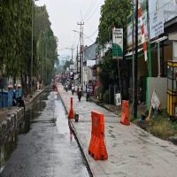 Proses Perbaikan Jalan di Subang Kota, Warga Diminta Sabar dan Tertib