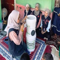 Mahasiswa UBP Karawang Gagas Tong Komposter Optimalkan Limbah Pertanian