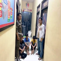 Empat Remaja di Karawang Diamankan Saat Tawuran