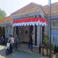 Terindikasi Jadi TKI Ilegal, Imigrasi  Karawang Tolak Ratusan Pemohon Paspor