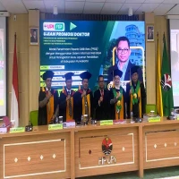 Kisah Dede Supendi Raih Gelar Doktor dengan IPK 4,00