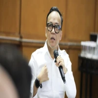 KPK Tangkap Wakil Menteri Ketenagakerjaan Immanuel Ebenezer dalam Operasi Tangkap Tangan