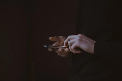 Cara Mengurangi Kebiasaan Scrolling Media Sosial agar Tidak Kecanduan Ponsel