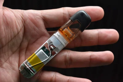 Jule Diduga Terkait Vape Narkoba, Kenali Perbedaan Vape Biasa dan Vape Berisi Zat Berbahaya