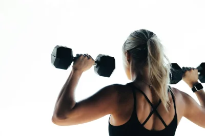 7 Tips Olahraga Saat Cuaca Panas Agar Tetap Aman dan Sehat