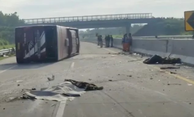 Begini Kronologi Kecelakaan Bus Rombongan Kader Partai Hanura di Tol Ngawi