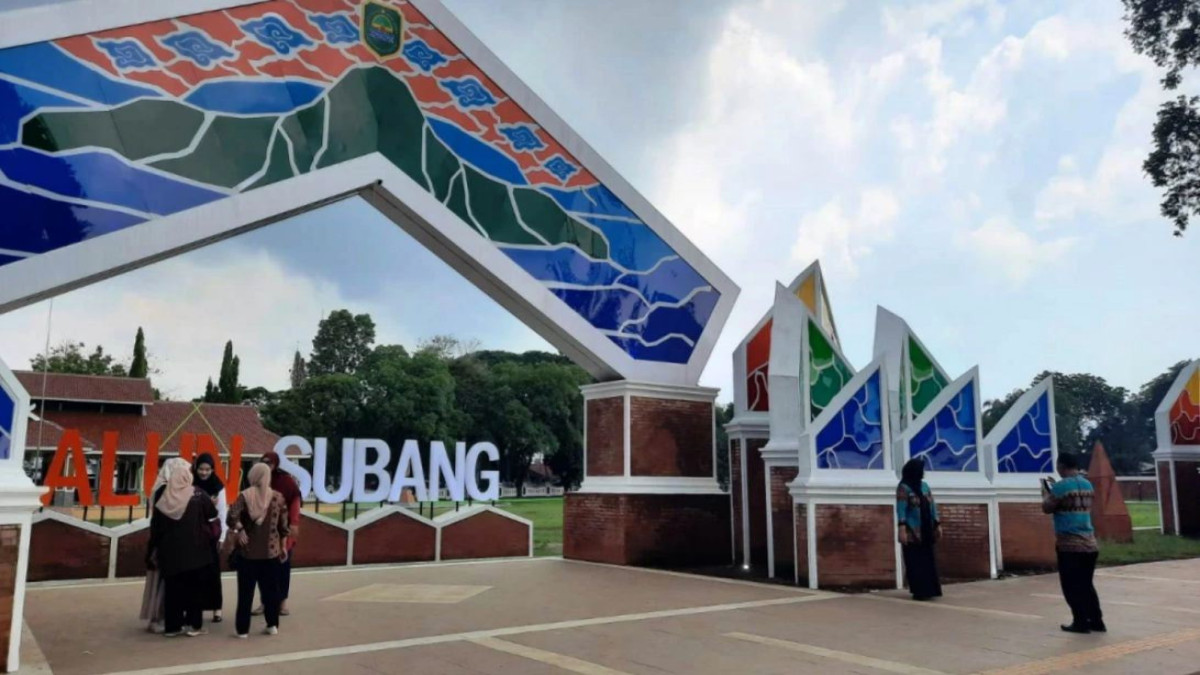 Alun-alun Subang