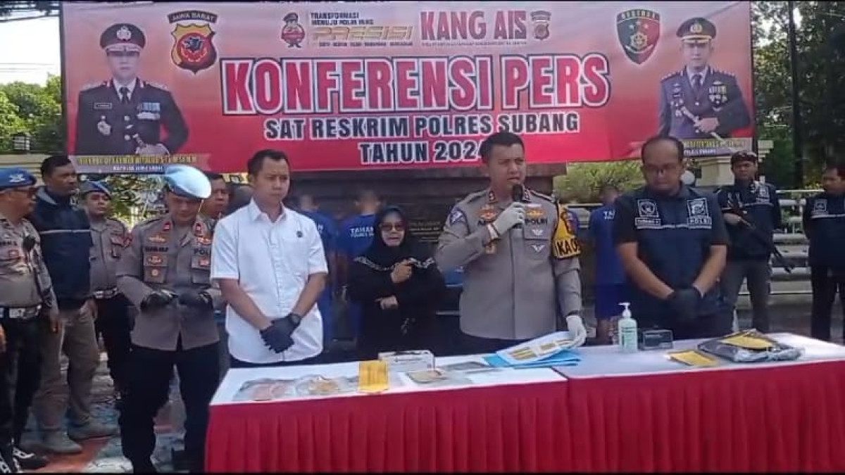 Satuan Reserse dan Kriminal (Satreskrim) Polres Subang meringkus delapan tersangka kasus tindak pidana pencurian kendaraan bermotor (curanmor).