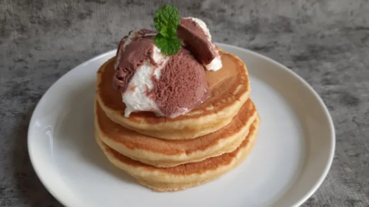 Yuk Ngemil yang Manis-manis! Ini Resep Pancake Ice Cream yang Lembut