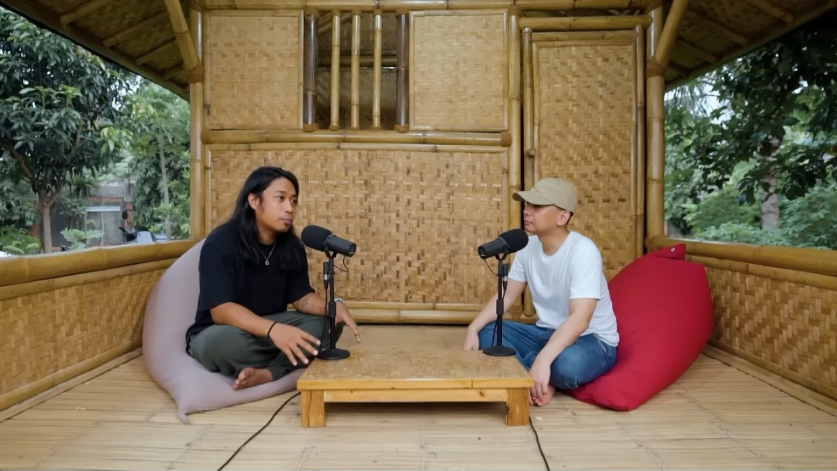 Stand-Up Komedi Raditya Dika: Cerita Sialku Hadir di Tiga Kota Terakhir! (Sumber Foto Youtube Raditya Dika)