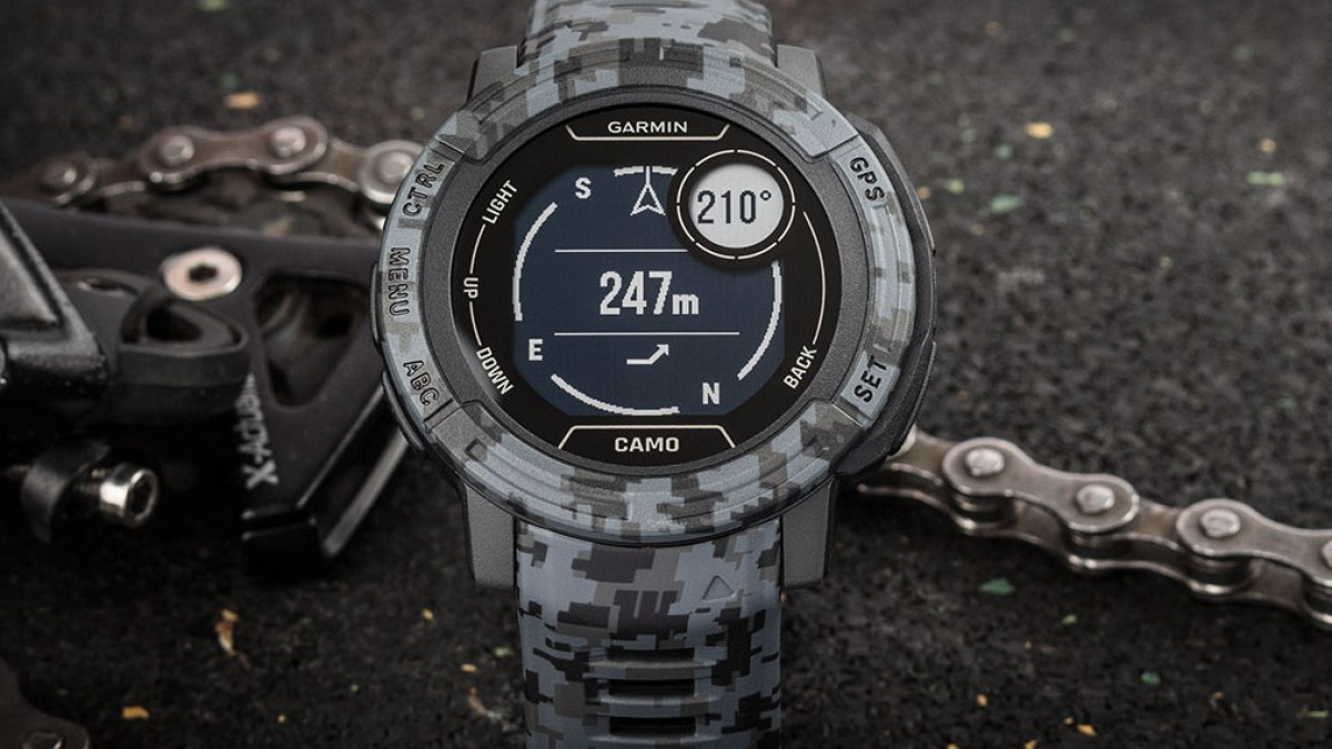 Garmin Instinct 2 Camo Edition: Jam Tangan Tangguh untuk Petualang