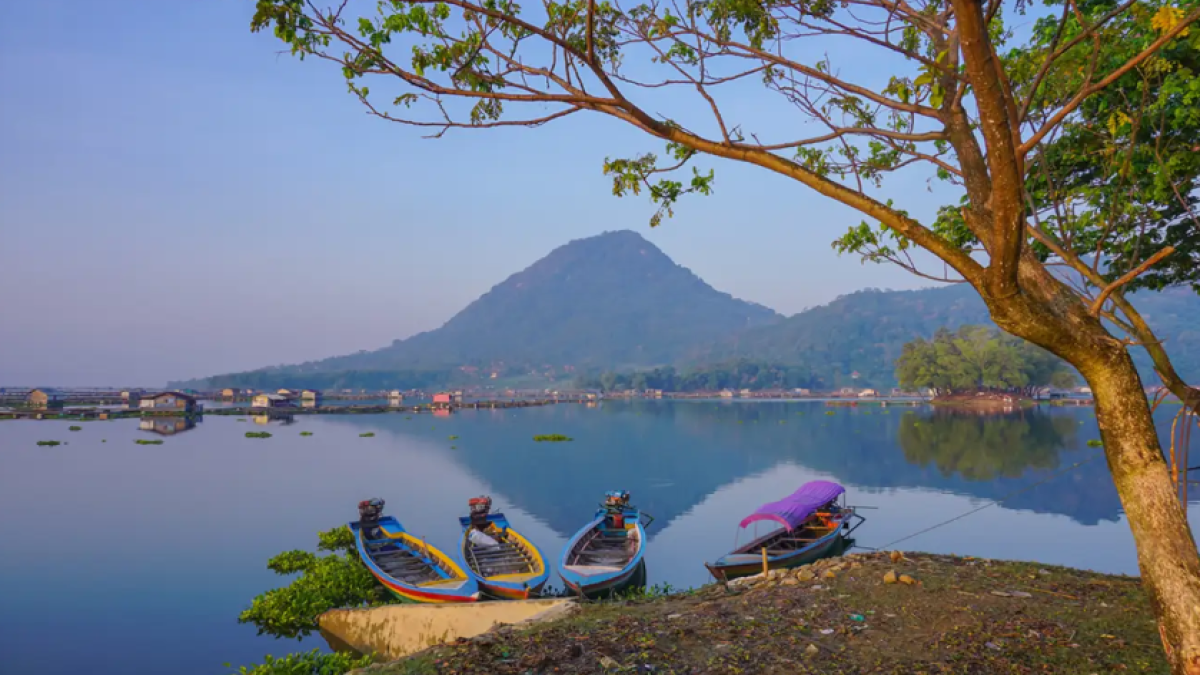 Jangan Lupa Healing! Rekomendasi 7 Tempat Wisata di Purwakarta yang Asik