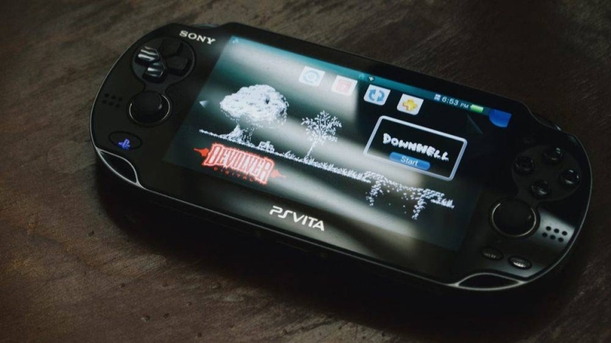 ilustrasi Sony PlayStation Vita (unsplash.com/@doctype)