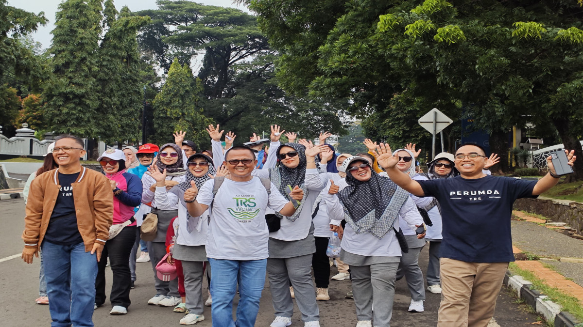 Dalam rangka memeriahkan Hari Ulang Tahun (HUT) ke-44, Perusahaan Umum Daerah (Perumda) Tirta Rangga Subang (TRS) menggelar kegiatan Gerak Jalan Sehat bertajuk “Semangat Baru Menuju BUMD Terbaik di Jawa Barat”.