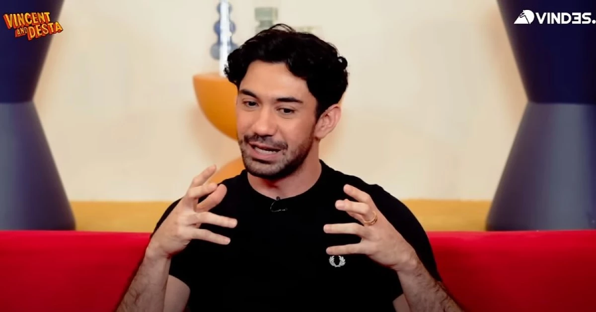 Rintangan Reza Rahadian Memerankan Benyamin Sueb. (Sumber Foto: Tangkapan Layar YouTube VINDES)