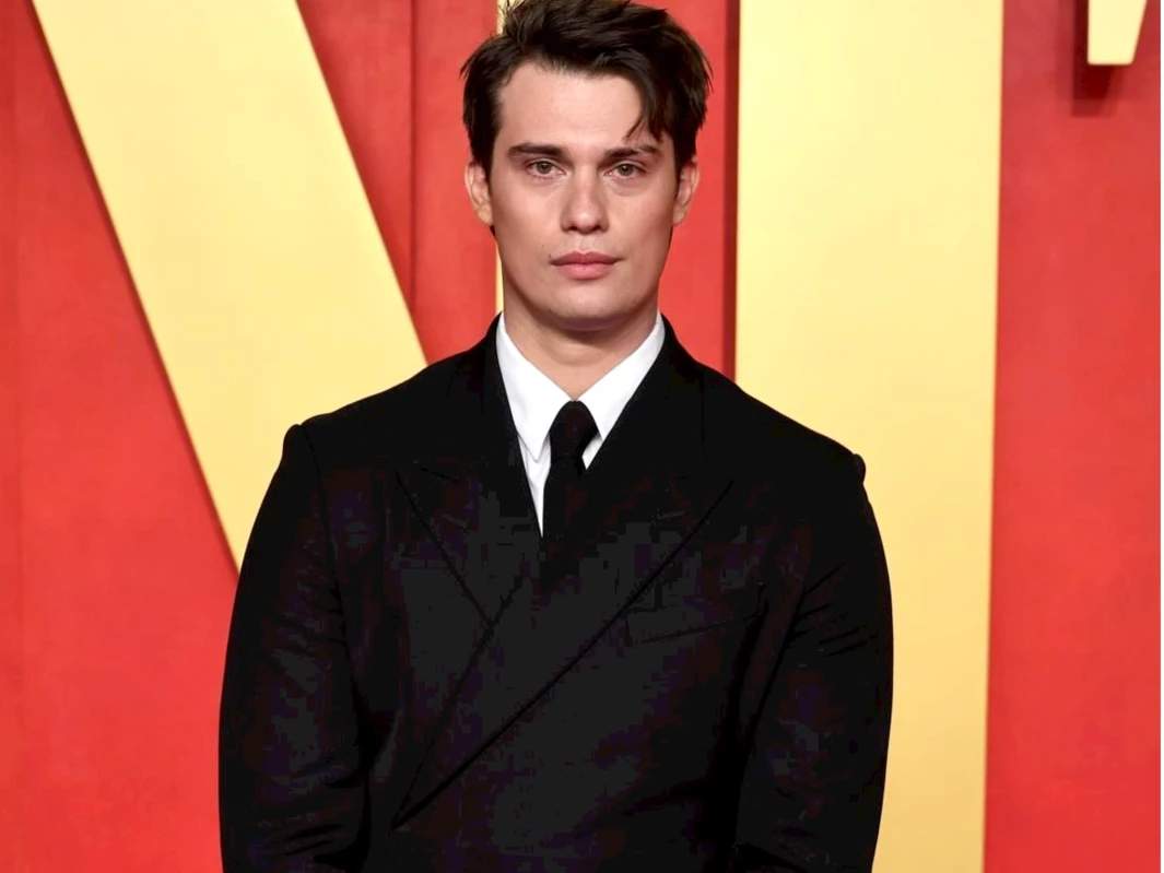 Hampir Saja, Nicholas Galitzine Main Film Fantastic Four Jadi Human Torch