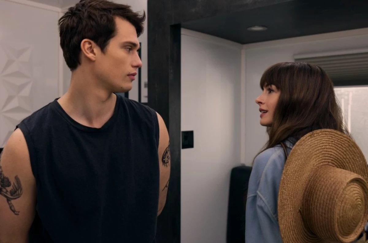 Anne Hathaway dan Nicholas Galitzine, Chemistry Panas di 'The Idea of You