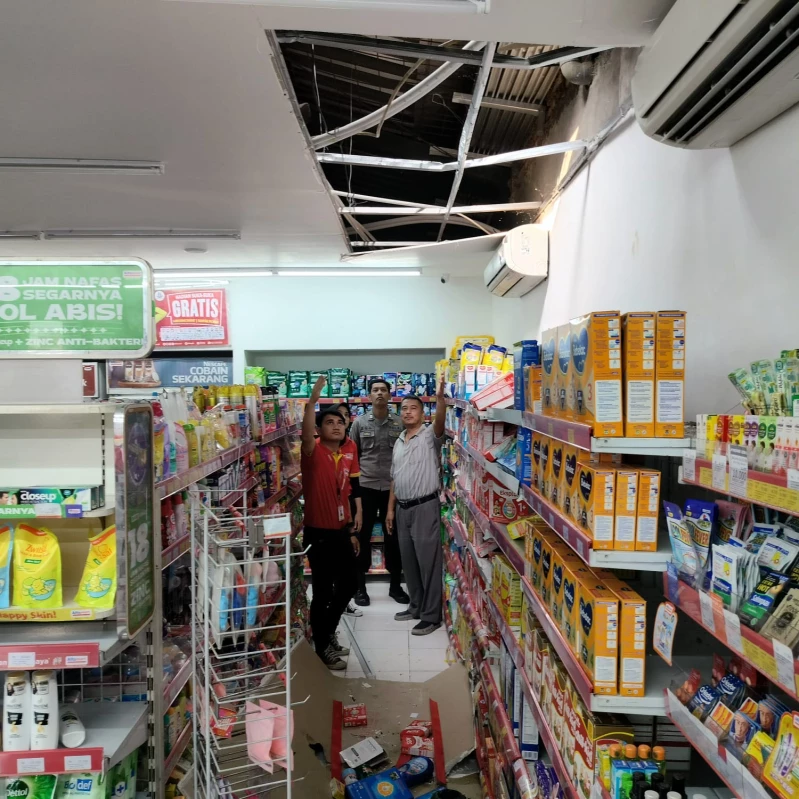 Minimarket di Karawang Dibobol Maling, Kamera CCTV ikut Raib