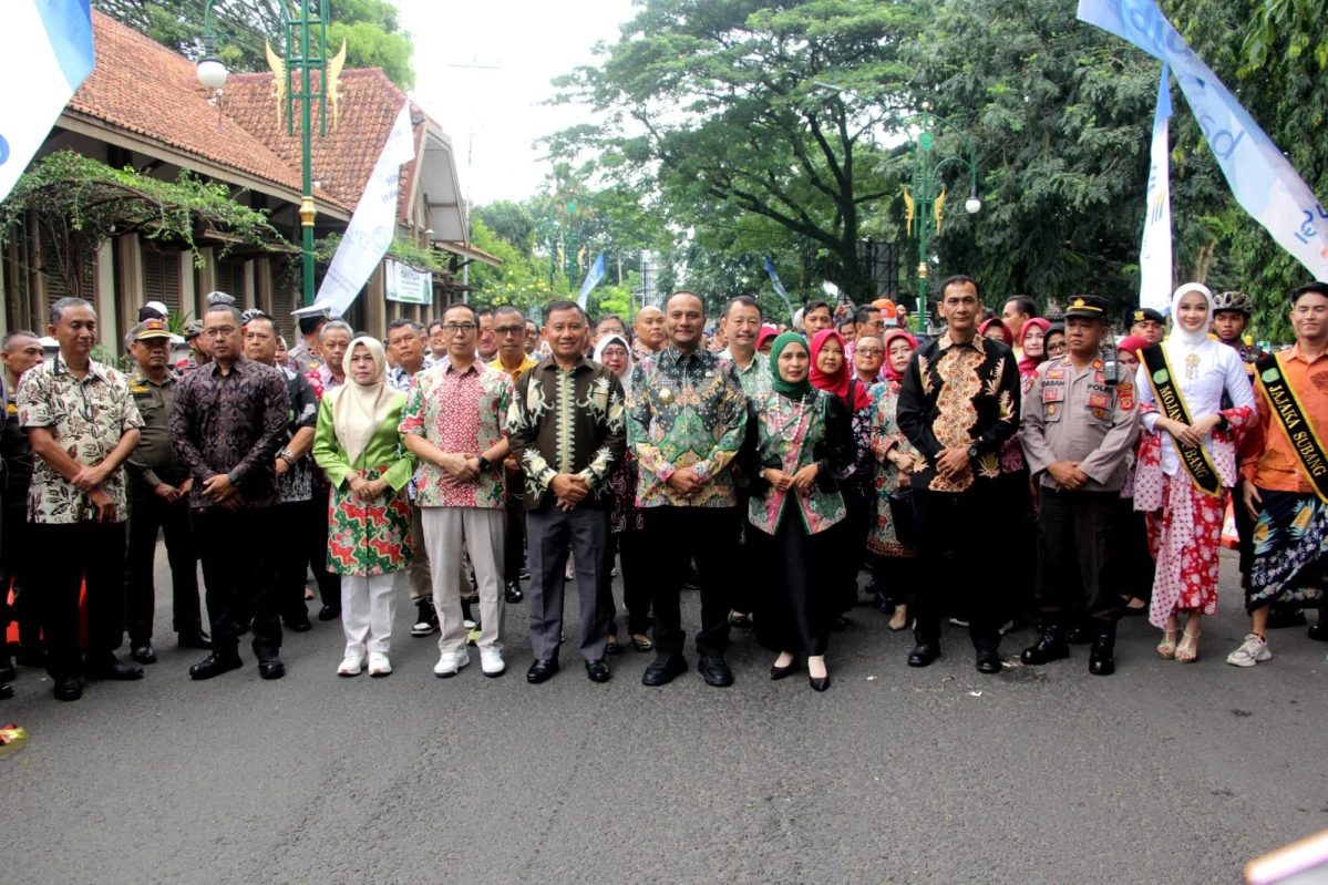 Bank Bjb Subang Sponsori Acara Peluncuran Car Free Day dan Batik Ganasan