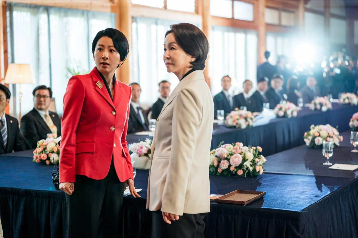 Sinopsis Drakor The Whirlwind, Kim Hee Ae Jadi Politikus Ambisius