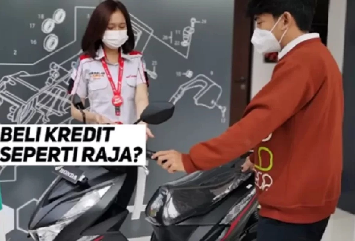 Kenapa Beli Motor Secara Kredit Kita di Layani Seperti Raja Sedangkan Beli Cash di Persulit??