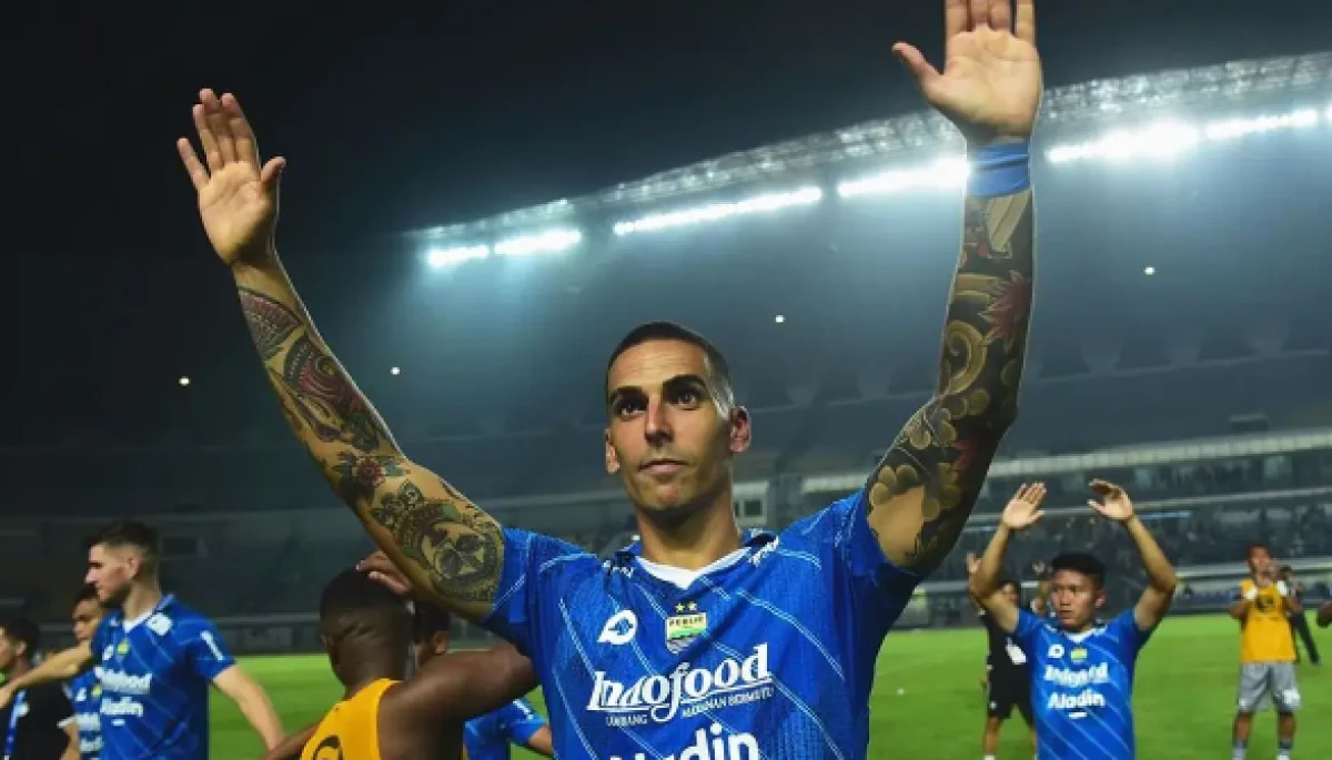 Alberto Rodriguez mengaku harus tetap menjaga fokus ditengah berhentinya jadwal Liga 1 (Sumber : Instagram/@albertorguezmartin)