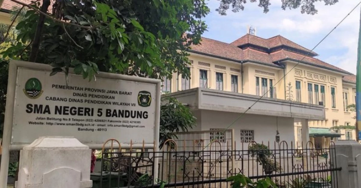 Daftar SMA Negeri Terbaik di Jabar. (Sumber Foto via Rifat Alhamidi/detikJabar))