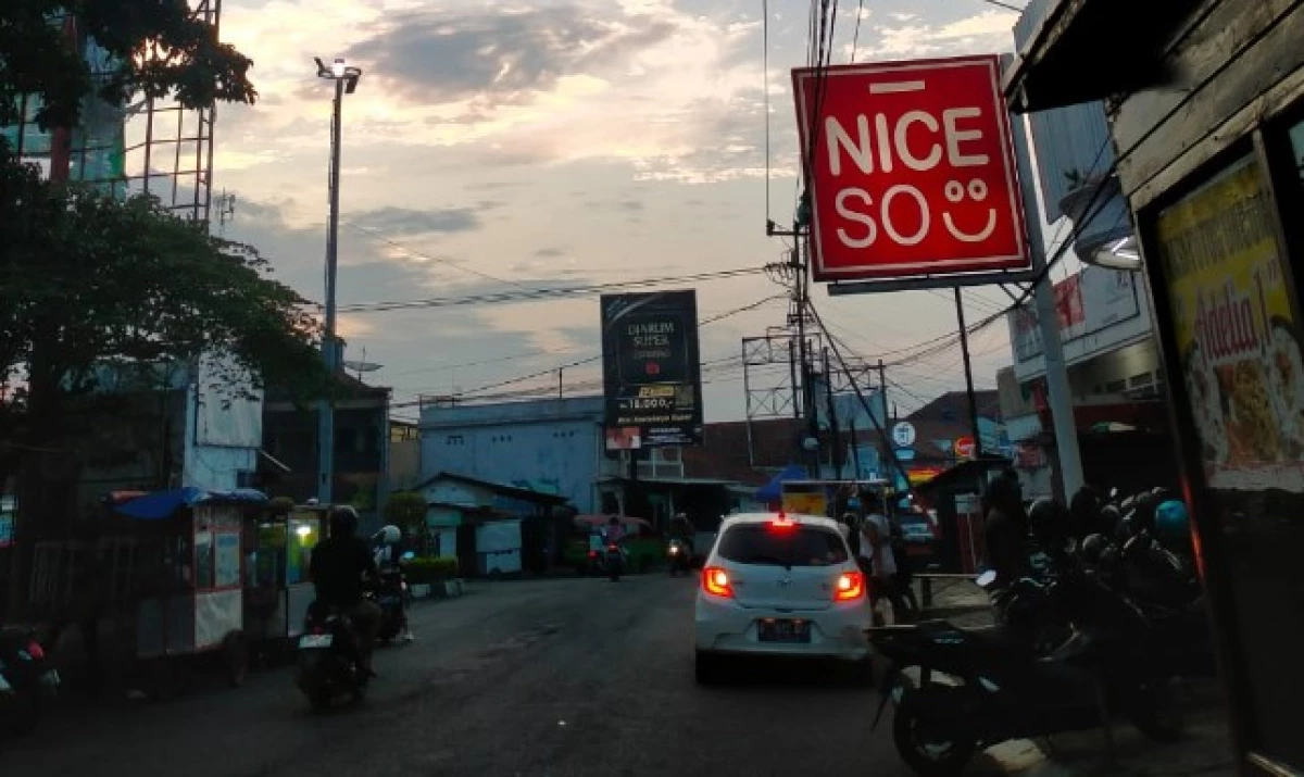 Jajanan Enak di Daerah Bansus Subang. (Sumber Foto: Pasundan Ekspres: Putri Melania)