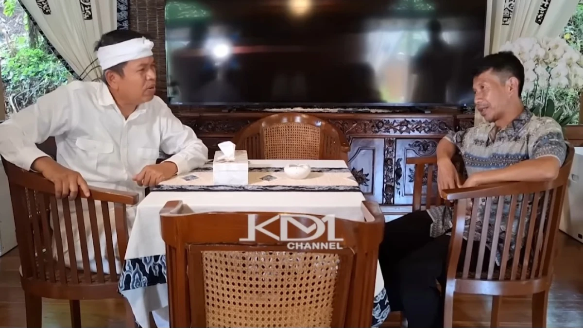 Kisah Inspiratif Guru Honorer Bergaji Rp 200 Ribu, Kini Dapat Rumah dari Kang Dedi Mulyadi (Sumber Foto Youtube Kang Dedi Mulyadi)